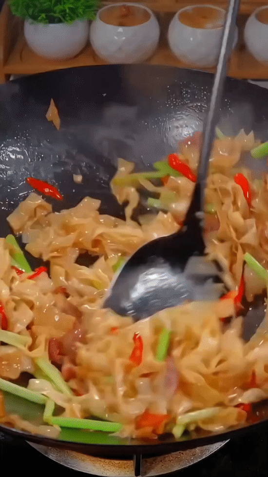 1718901779719342.gif 84453f78b184671413ae8fc003364c90.gif