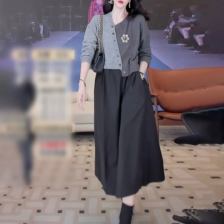 【限時活動 貨到付款】針織假兩件連衣裙，上身減齡顯氣質！